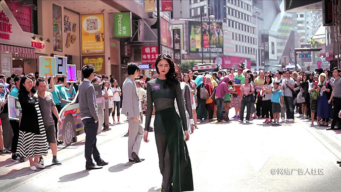 ���ʱ�г������ݵ���